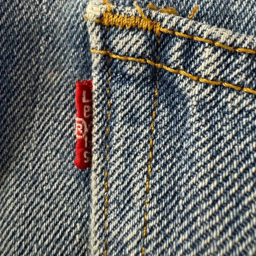 Vintage Levis 560 Comfort Fit Jeans 36x30 Baggy Stonewash USA 90’s